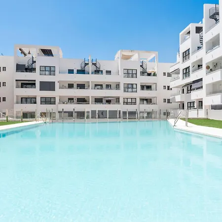 Beautiful 2-bedroom Near Center And Lejlighed